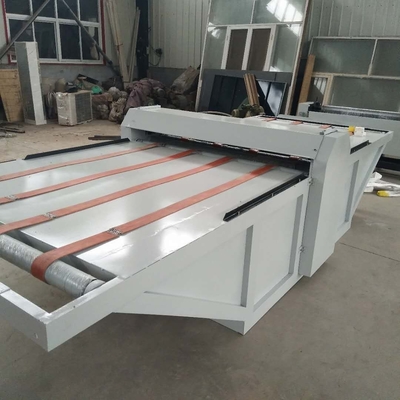 1600 Flatbed Press Karton Bergelombang Mesin Pemotong Mati Terkomputerisasi