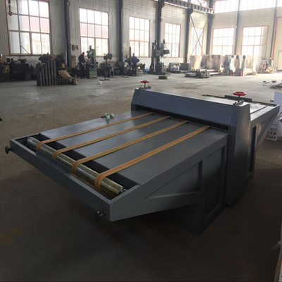 Mesin Pemotong Mati Karton Bergelombang Tipe Datar 4500X1600X1250mm Dapat Disesuaikan