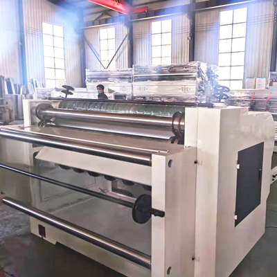 Mesin Pemotong Papan Bergelombang Panjang 3800mm Dengan Stacker Hemat Energi