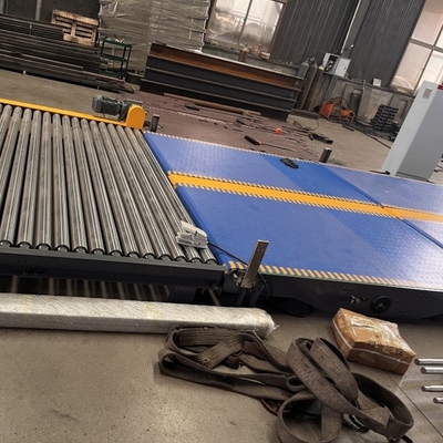 Conveyor sabuk modular untuk garis kardus bergelombang Modularitas Ketahanan