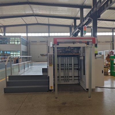 14.5-15.5T PLC dikendalikan Corrugated Karton Box Die Cutter 980mm Pemotongan
