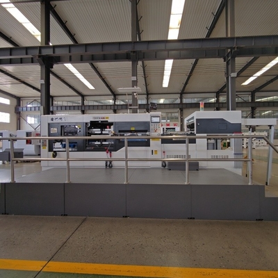 PLC Kontrol Otomatis corrugated Karton Die Mesin Pemotongan