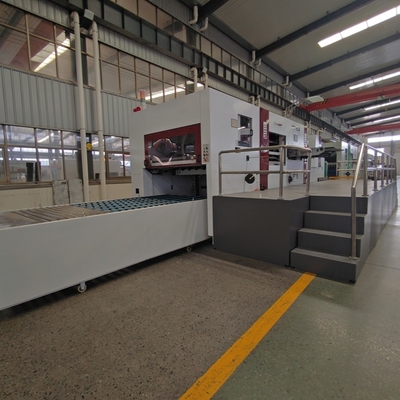 1300mm Precision Auto Die Cutting Machine untuk memotong kardus bergelombang