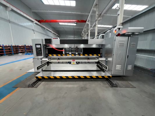 Mesin Pemotong Mati Slotting Flexo Cetak Karton Bergelombang Ekstra Besar 5000mm